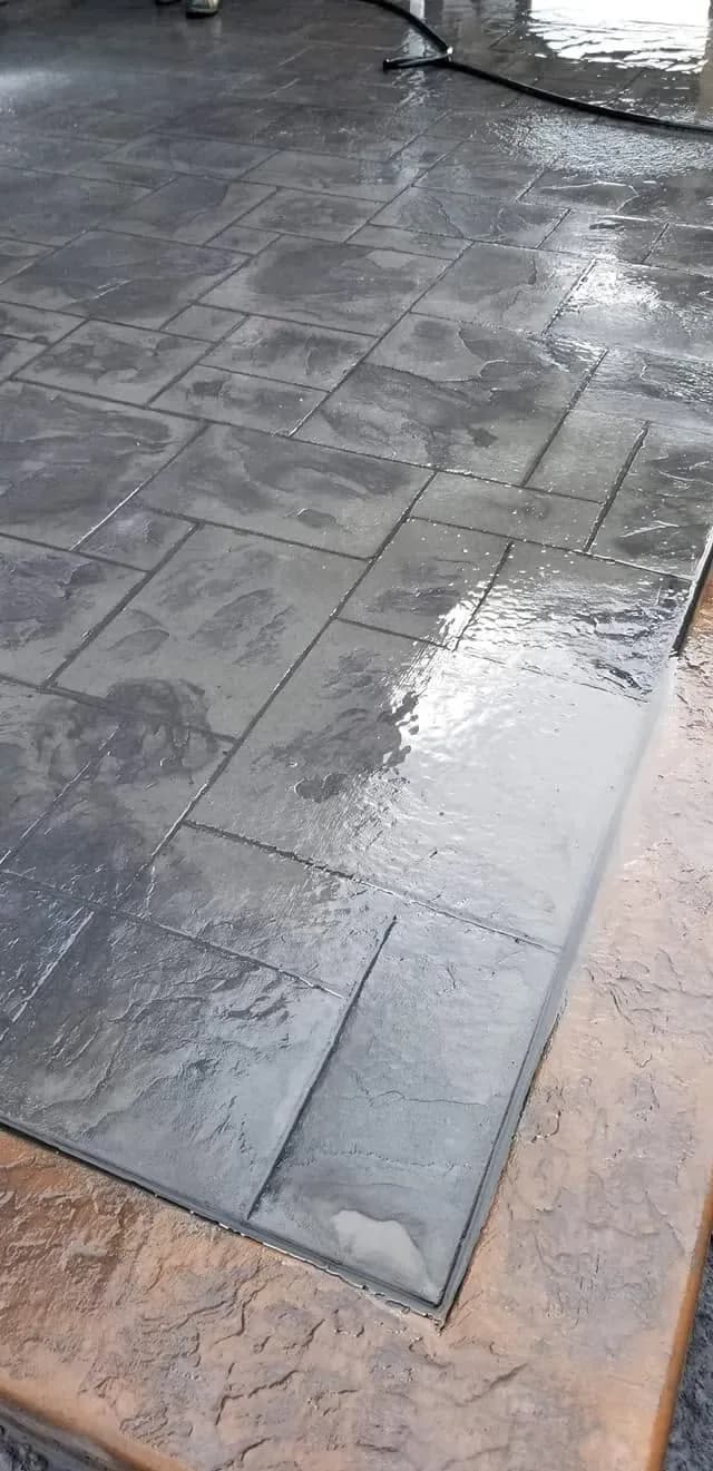 Stamped slate-look concrete patio in the Lakeland area SK